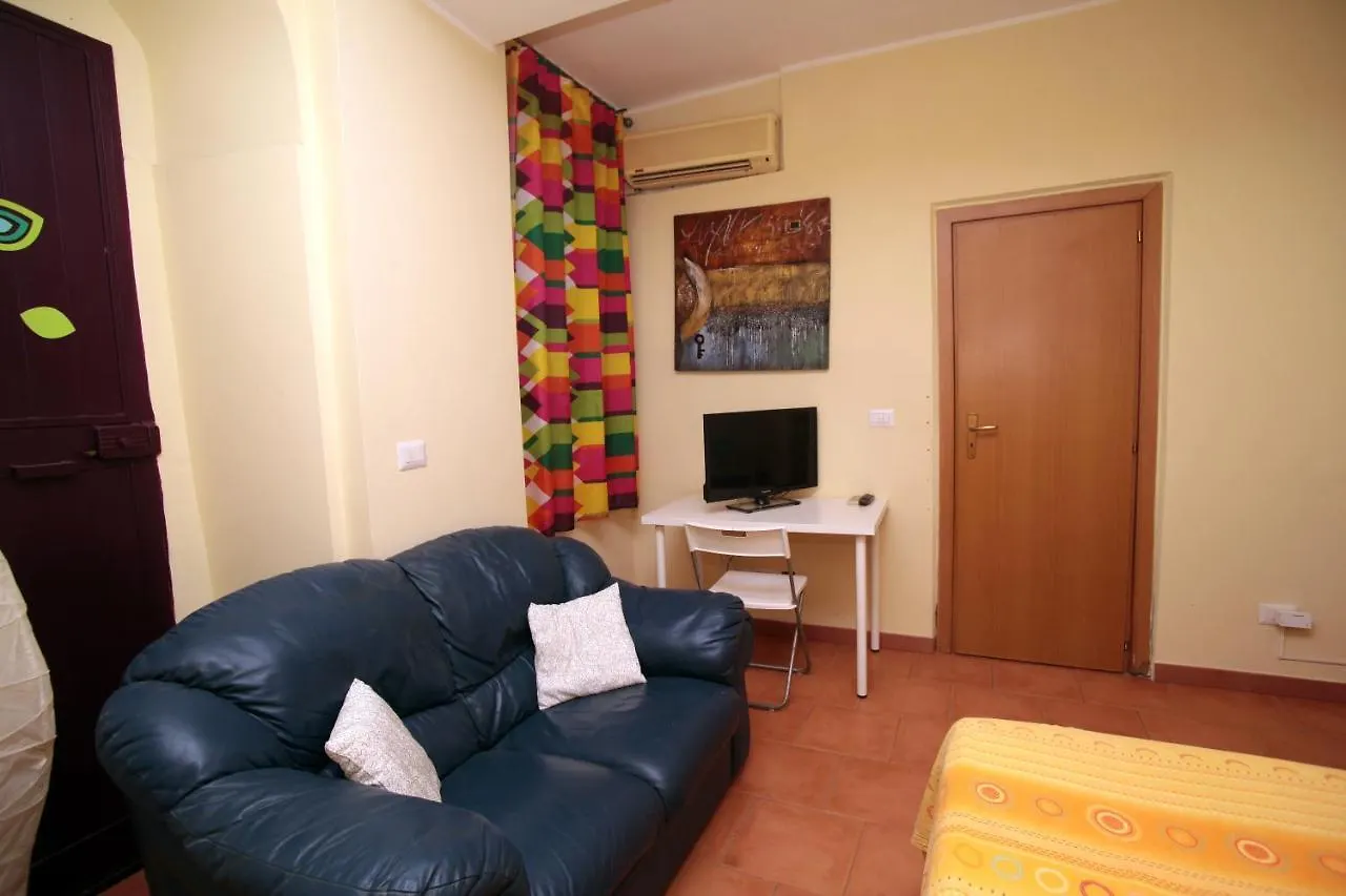 Catania Apartment Liotro 0*,  Italie
